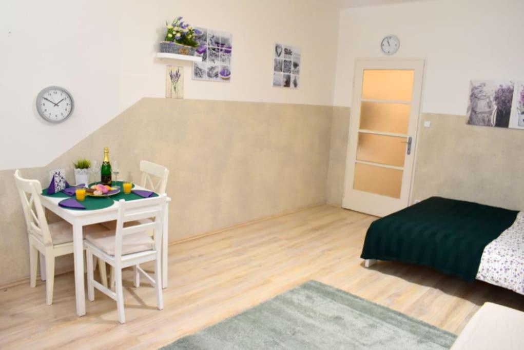 Apartment In Prága Kültér fotó